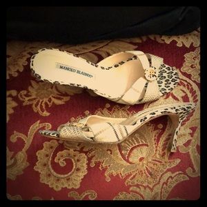 Manolo Blahnik size 38